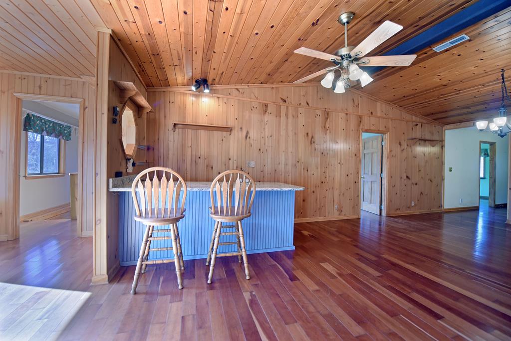 Blairsville, Georgia, 30512, United States, 3 Bedrooms Bedrooms, ,3 BathroomsBathrooms,Residential,Active,2009171