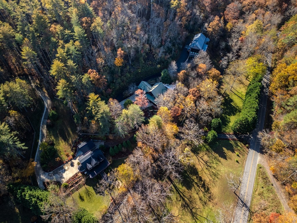 Blue Ridge, Georgia, 30513, United States, 4 Bedrooms Bedrooms, ,4 BathroomsBathrooms,Residential,Active,1990018