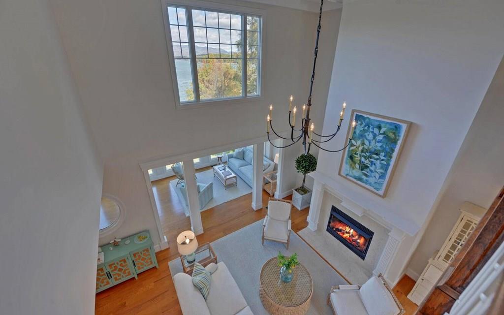 Hiawassee, Georgia, 30546, United States, 8 Bedrooms Bedrooms, ,6 BathroomsBathrooms,Residential,Active,1821974