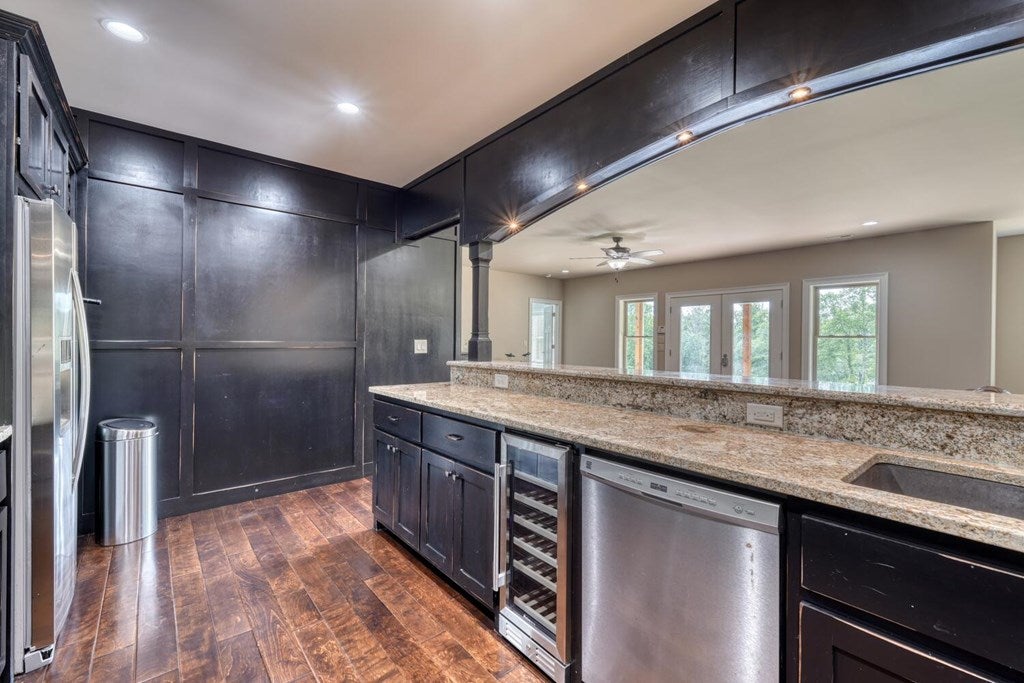 Blairsville, Georgia, 30512, United States, 4 Bedrooms Bedrooms, ,4 BathroomsBathrooms,Residential,Active,1850663