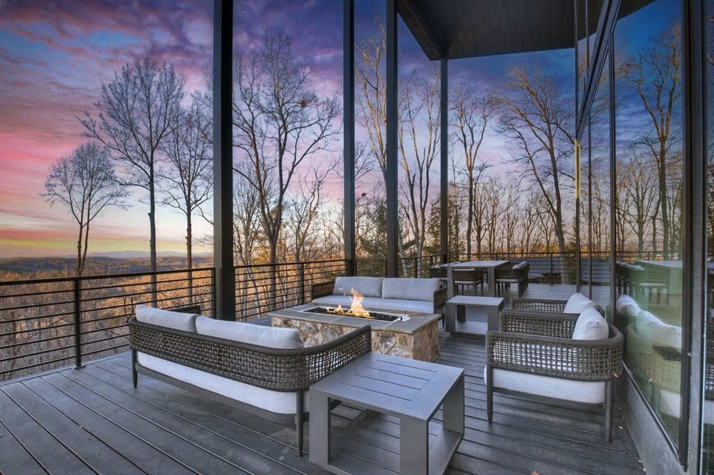 Blue Ridge, Georgia, 30513, United States, 5 Bedrooms Bedrooms, ,6 BathroomsBathrooms,Residential,Active,2017447