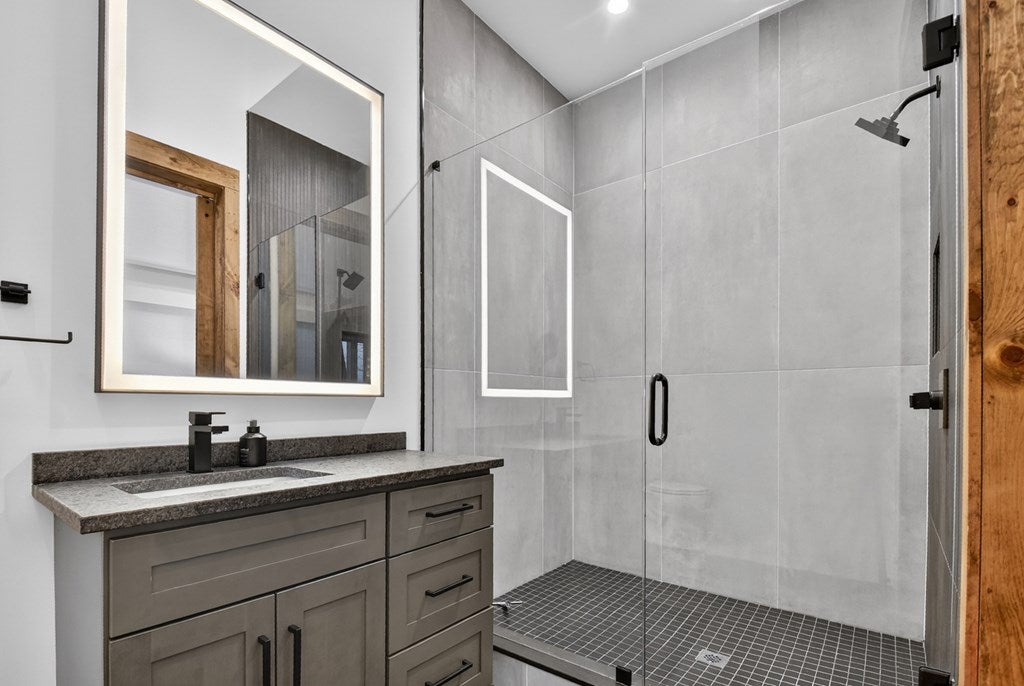 Blue Ridge, Georgia, 30513, United States, 5 Bedrooms Bedrooms, ,6 BathroomsBathrooms,Residential,Active,2017447