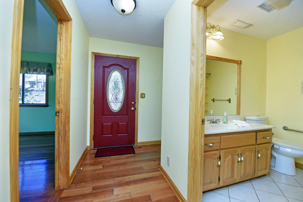 Blairsville, Georgia, 30512, United States, 3 Bedrooms Bedrooms, ,3 BathroomsBathrooms,Residential,Active,2009171