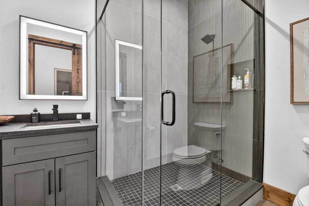 Blue Ridge, Georgia, 30513, United States, 5 Bedrooms Bedrooms, ,6 BathroomsBathrooms,Residential,Active,2017447