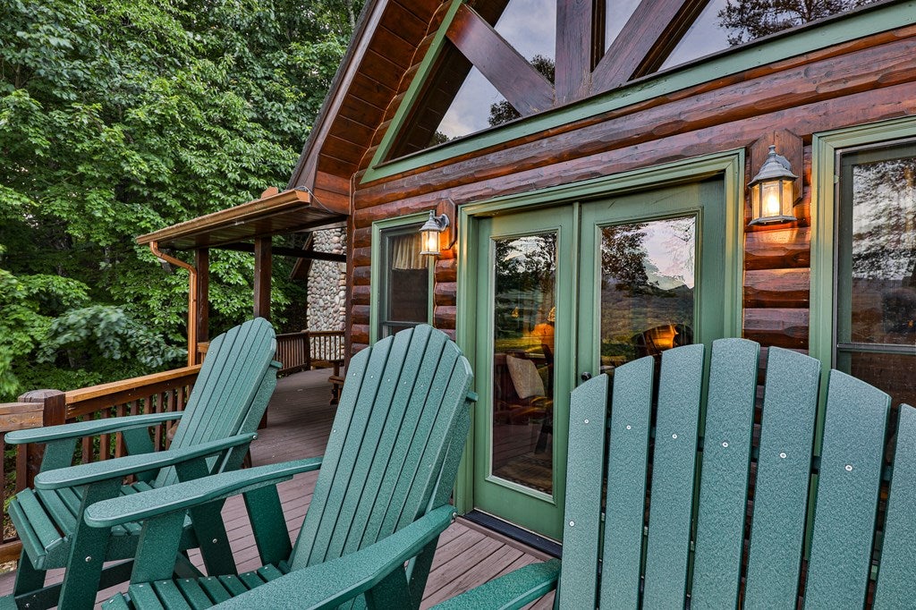 Blue Ridge, Georgia, 30513, United States, 4 Bedrooms Bedrooms, ,4 BathroomsBathrooms,Residential,Active,1998761