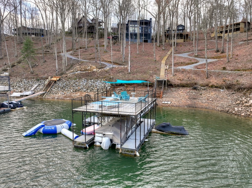 Blue Ridge, Georgia, 30513, United States, 3 Bedrooms Bedrooms, ,3 BathroomsBathrooms,Residential,Active,2029742