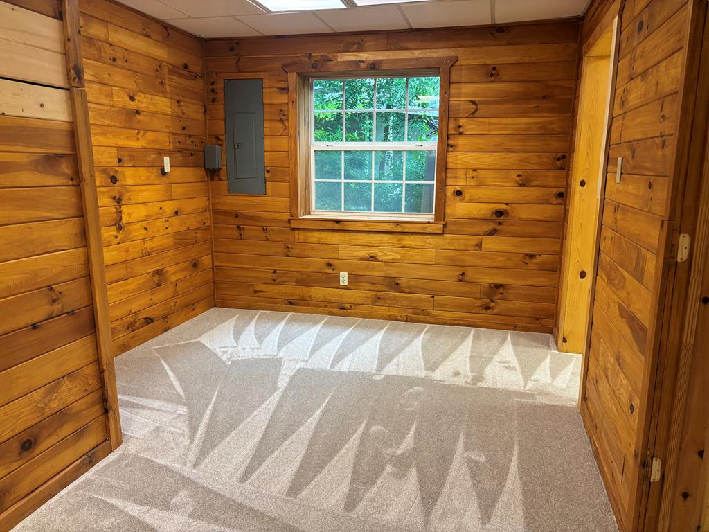 Hiawassee, Georgia, 30546, United States, 3 Bedrooms Bedrooms, ,3 BathroomsBathrooms,Residential,Active,1790158