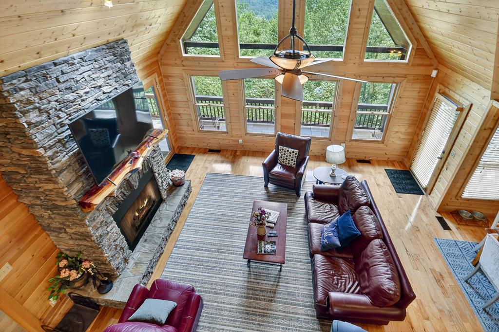 Blue Ridge, Georgia, 30513, United States, 4 Bedrooms Bedrooms, ,4 BathroomsBathrooms,Residential,Active,1877814