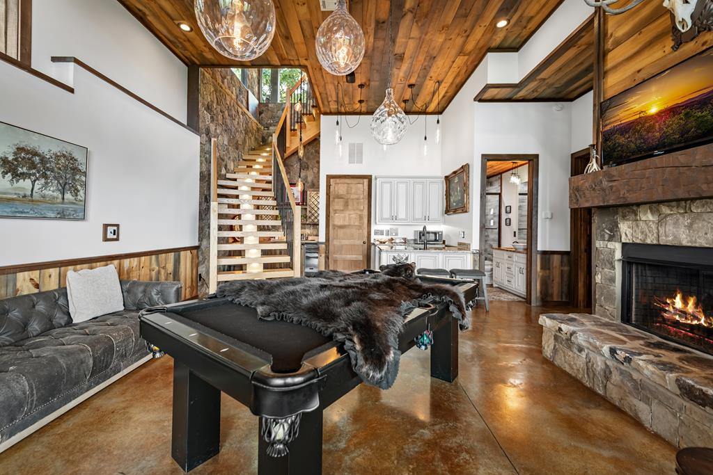 Blue Ridge, Georgia, 30513, United States, 4 Bedrooms Bedrooms, ,5 BathroomsBathrooms,Residential,Active,1904743