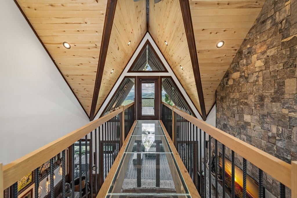 Blue Ridge, Georgia, 30513, United States, 4 Bedrooms Bedrooms, ,5 BathroomsBathrooms,Residential,Active,1904743