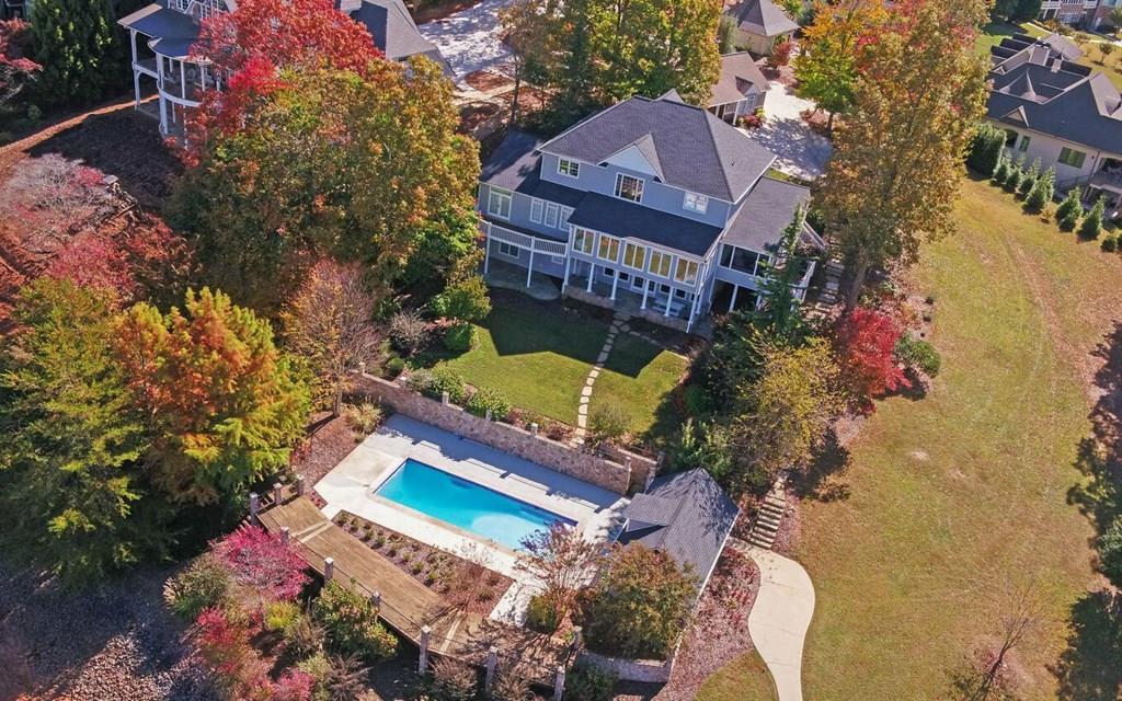 Hiawassee, Georgia, 30546, United States, 8 Bedrooms Bedrooms, ,6 BathroomsBathrooms,Residential,Active,1821974
