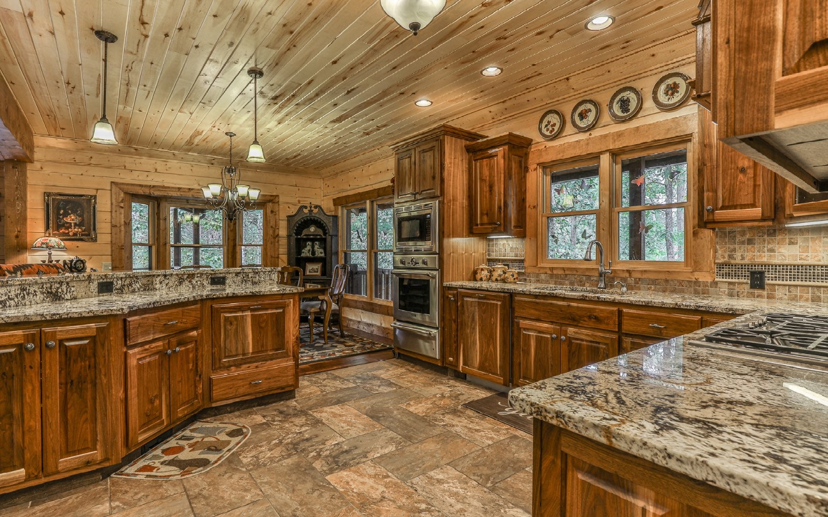 Talking Rock, Georgia, 30175, United States, 5 Bedrooms Bedrooms, ,6 BathroomsBathrooms,Residential,Active,1914601