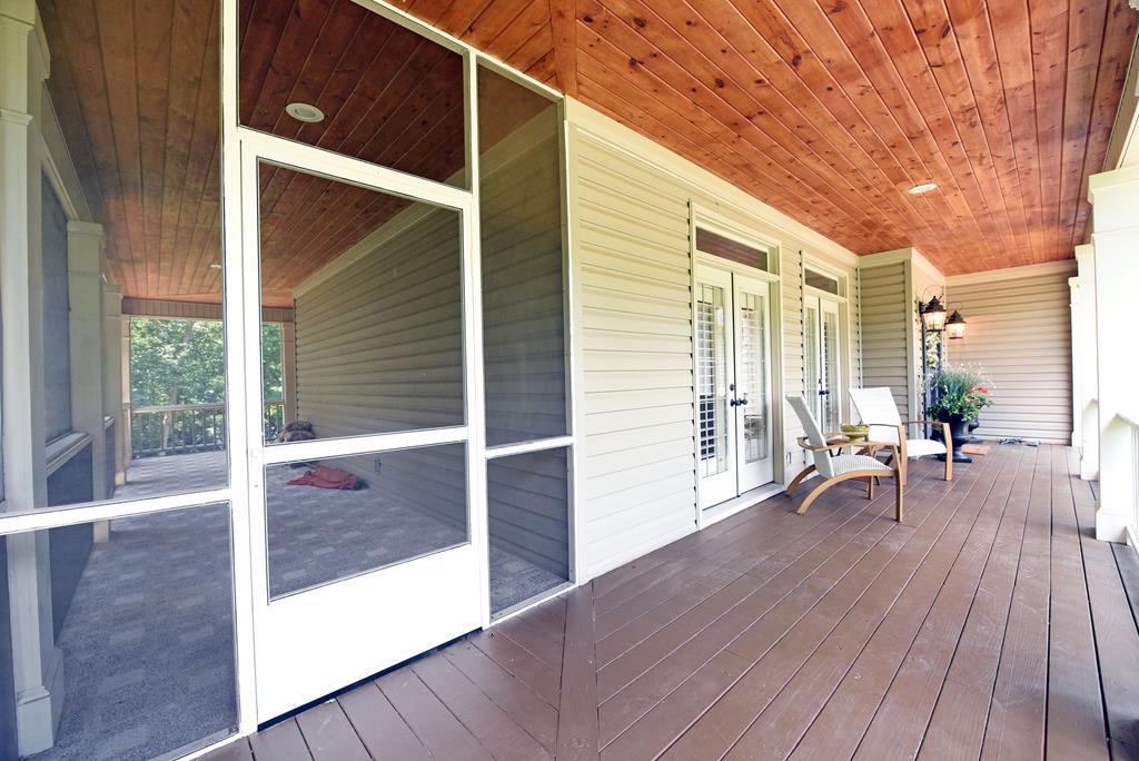 Blairsville, Georgia, 30512, United States, 5 Bedrooms Bedrooms, ,5 BathroomsBathrooms,Residential,Active,1888957