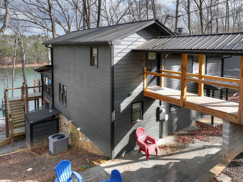 Blue Ridge, Georgia, 30513, United States, 3 Bedrooms Bedrooms, ,3 BathroomsBathrooms,Residential,Active,2029742