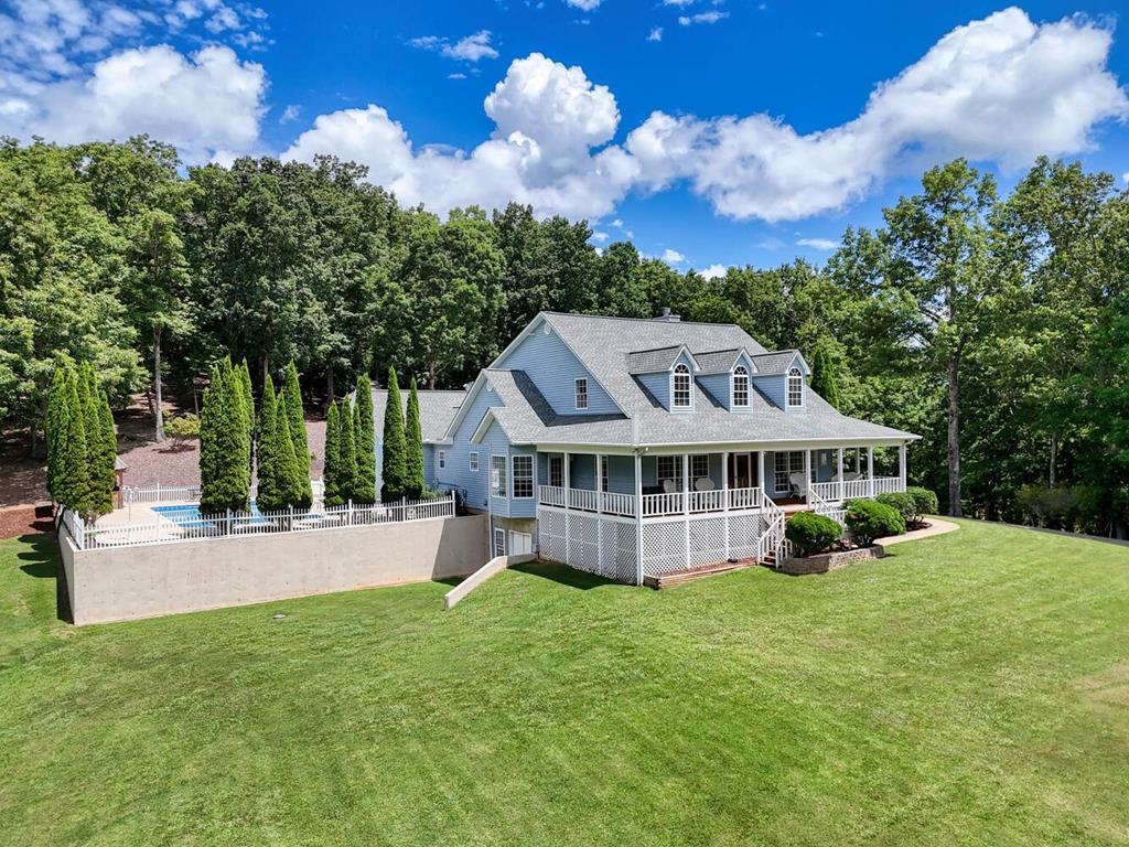 Blairsville, Georgia, 30512, United States, 4 Bedrooms Bedrooms, ,4 BathroomsBathrooms,Residential,Active,1892611