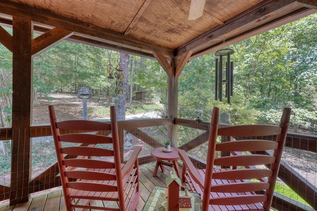 Blairsville, Georgia, 30512, United States, 3 Bedrooms Bedrooms, ,4 BathroomsBathrooms,Residential,Active,1877837