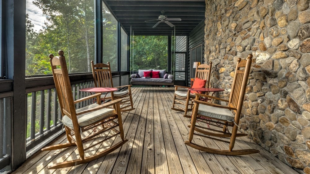 Ellijay, Georgia, 30536, United States, 6 Bedrooms Bedrooms, ,5 BathroomsBathrooms,Residential,Active,1929800