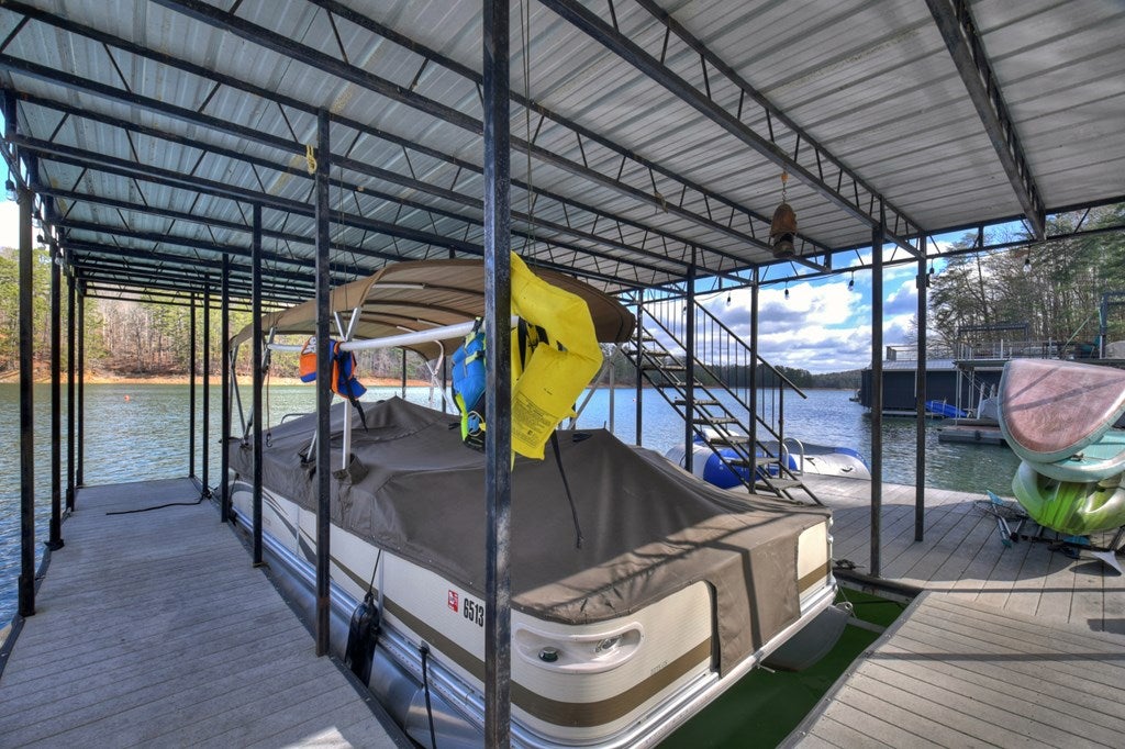 Blue Ridge, Georgia, 30513, United States, 3 Bedrooms Bedrooms, ,3 BathroomsBathrooms,Residential,Active,2029742