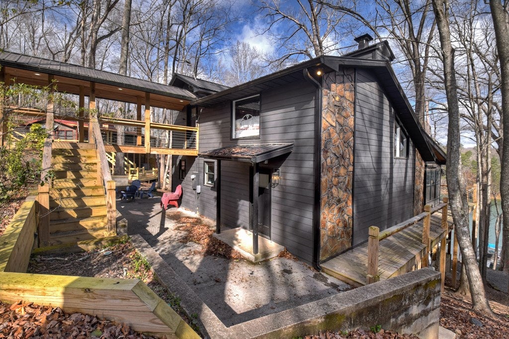 Blue Ridge, Georgia, 30513, United States, 3 Bedrooms Bedrooms, ,3 BathroomsBathrooms,Residential,Active,2029742