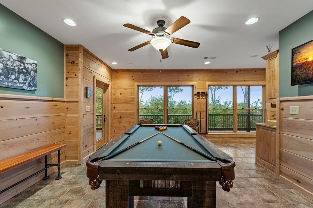 Morganton, Georgia, 30560, United States, 4 Bedrooms Bedrooms, ,5 BathroomsBathrooms,Residential,Active,1952626