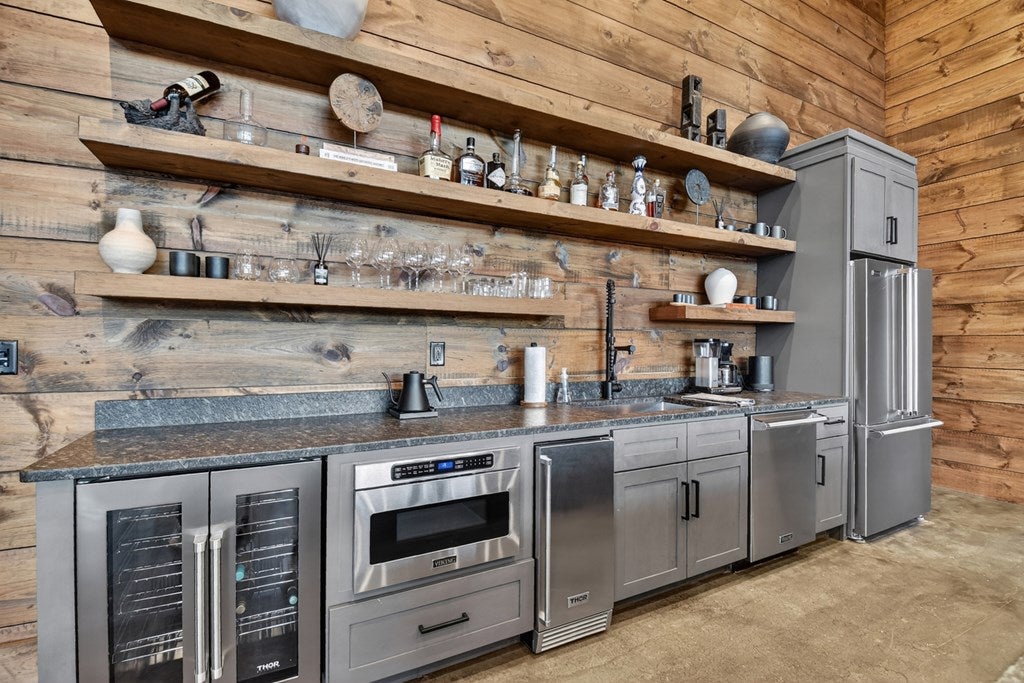 Blue Ridge, Georgia, 30513, United States, 5 Bedrooms Bedrooms, ,6 BathroomsBathrooms,Residential,Active,2017447