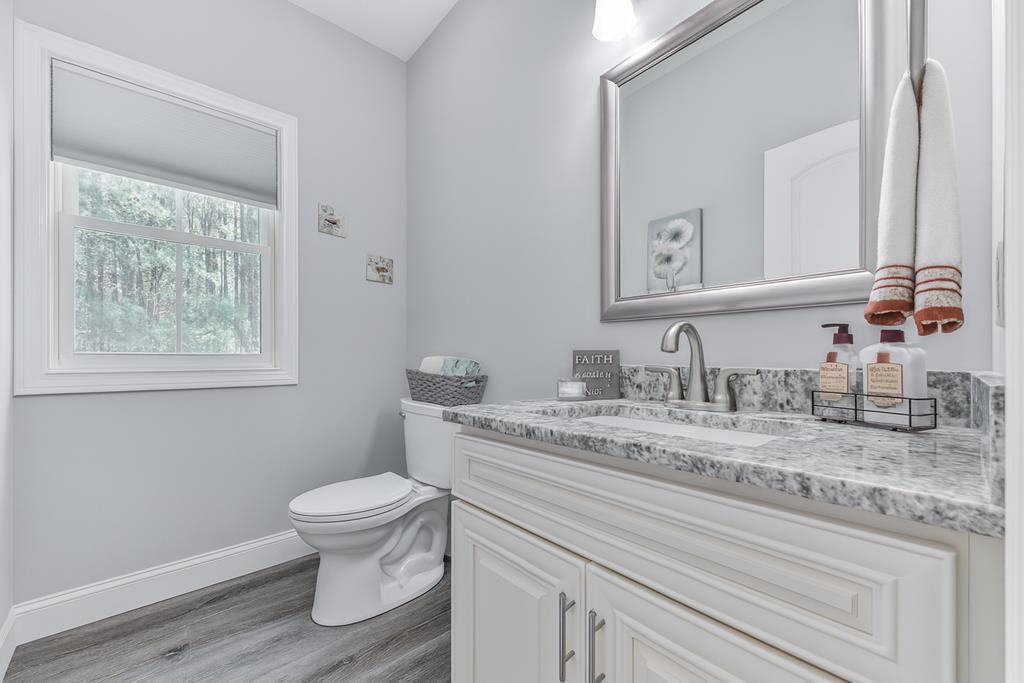 Ellijay, Georgia, 30540, United States, 4 Bedrooms Bedrooms, ,5 BathroomsBathrooms,Residential,Active,1929440