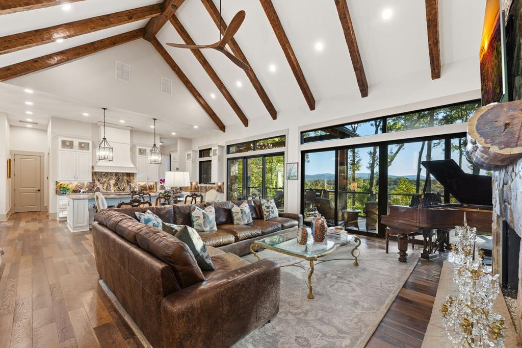 Ellijay, Georgia, 30536, United States, 3 Bedrooms Bedrooms, ,4 BathroomsBathrooms,Residential,Active,1968120