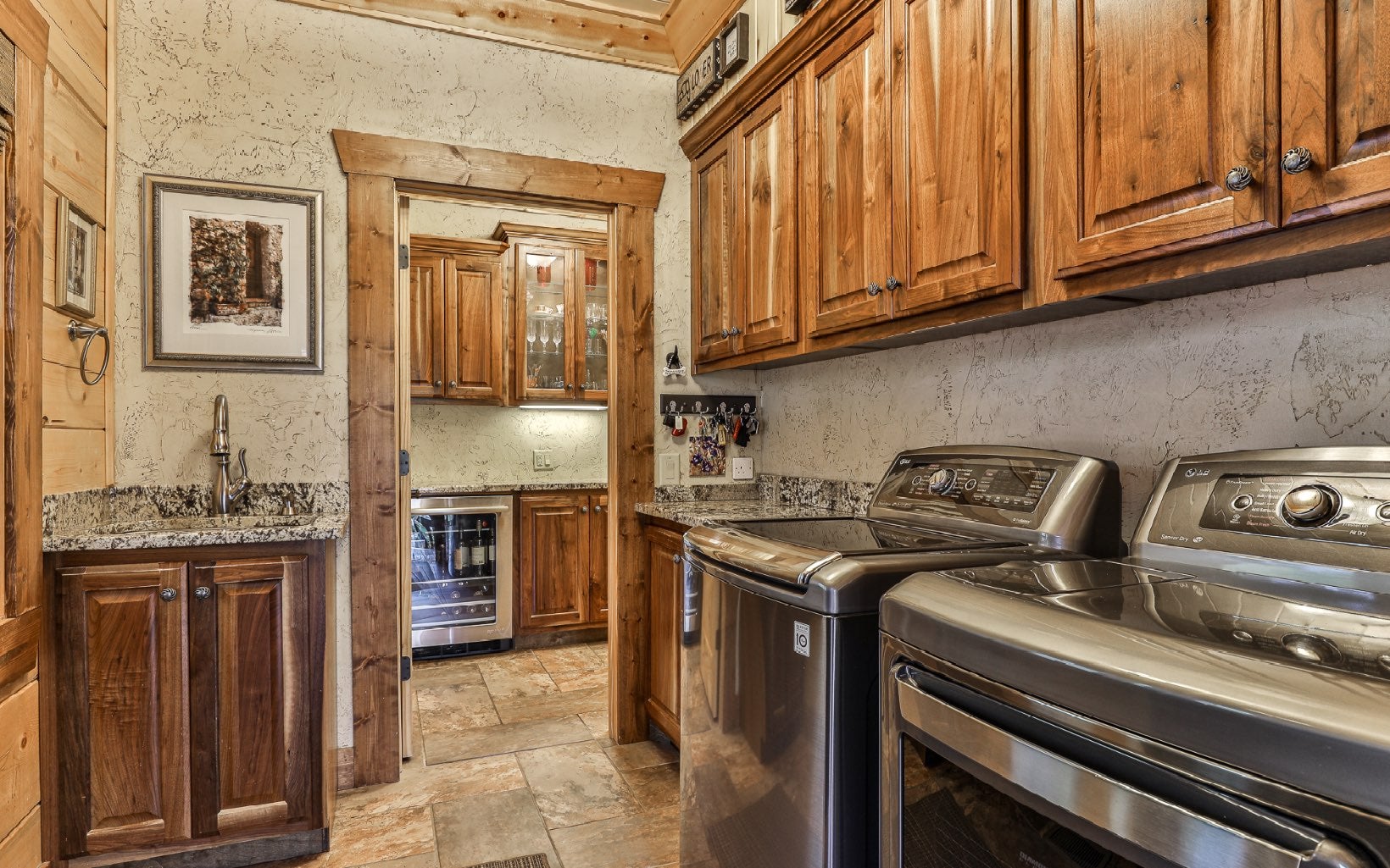 Talking Rock, Georgia, 30175, United States, 5 Bedrooms Bedrooms, ,6 BathroomsBathrooms,Residential,Active,1914601