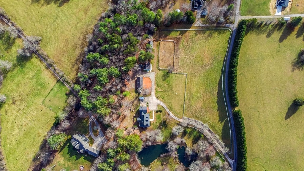 Blairsville, Georgia, 30512, United States, 5 Bedrooms Bedrooms, ,4 BathroomsBathrooms,Residential,Active,1741628