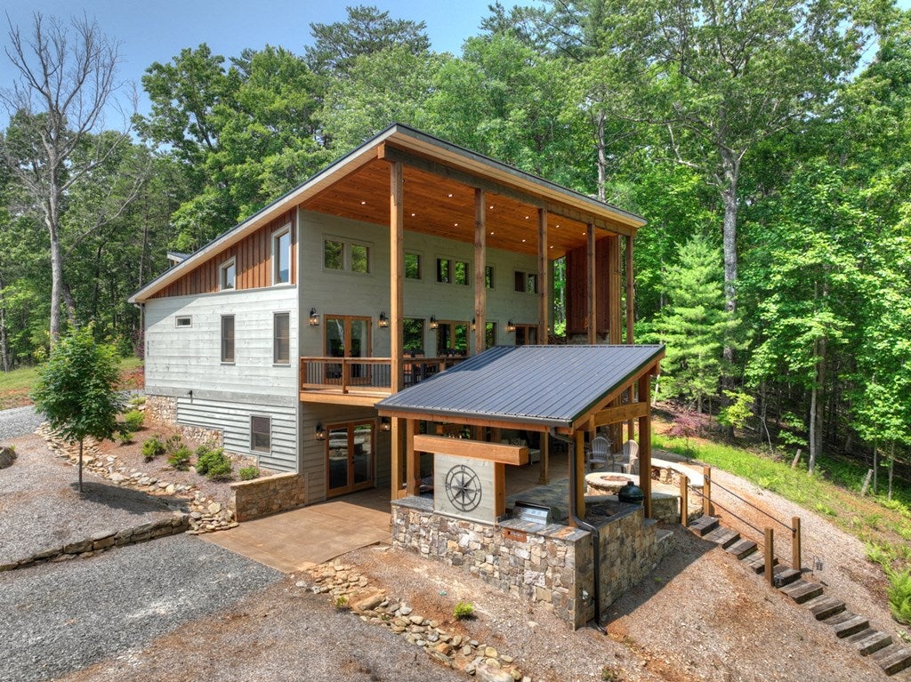 Morganton, Georgia, 30560, United States, 4 Bedrooms Bedrooms, ,4 BathroomsBathrooms,Residential,Active,1844261