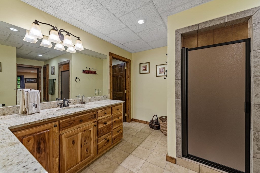 Brasstown, North Carolina, 28902, United States, 4 Bedrooms Bedrooms, ,5 BathroomsBathrooms,Residential,Active,1810516
