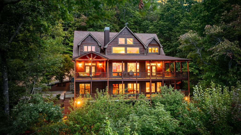 Morganton, Georgia, 30560, United States, 4 Bedrooms Bedrooms, ,5 BathroomsBathrooms,Residential,Active,1952626