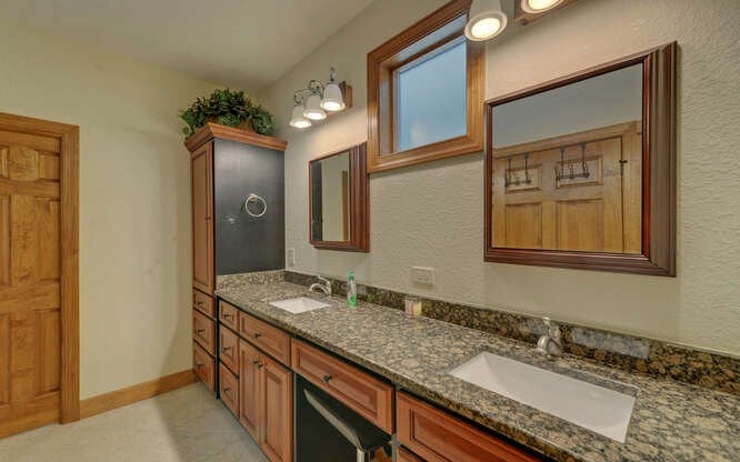 Hiawassee, Georgia, 30546, United States, 4 Bedrooms Bedrooms, ,3 BathroomsBathrooms,Residential,Active,1945082
