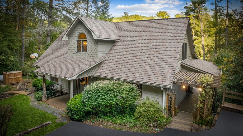 Blue Ridge, Georgia, 30513, United States, 4 Bedrooms Bedrooms, ,3 BathroomsBathrooms,Residential,Active,1945235