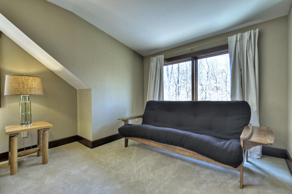 Ellijay, Georgia, 30536, United States, 5 Bedrooms Bedrooms, ,6 BathroomsBathrooms,Residential,Active,1953362