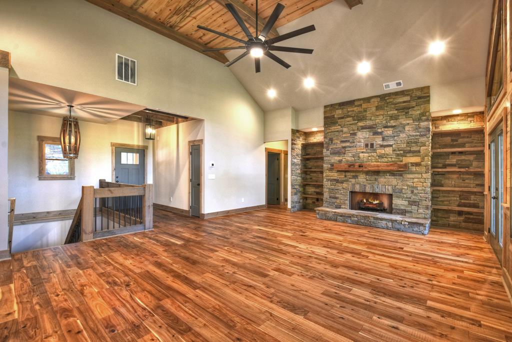 Ellijay, Georgia, 30540, United States, 4 Bedrooms Bedrooms, ,3 BathroomsBathrooms,Residential,Active,1971005