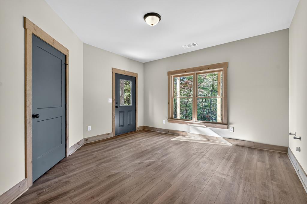 Ellijay, Georgia, 30540, United States, 4 Bedrooms Bedrooms, ,3 BathroomsBathrooms,Residential,Active,1971005