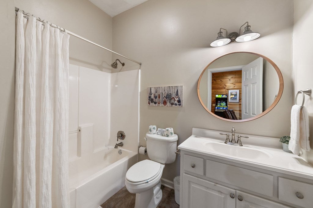 Blue Ridge, Georgia, 30513, United States, 4 Bedrooms Bedrooms, ,3 BathroomsBathrooms,Residential,Active,1945235