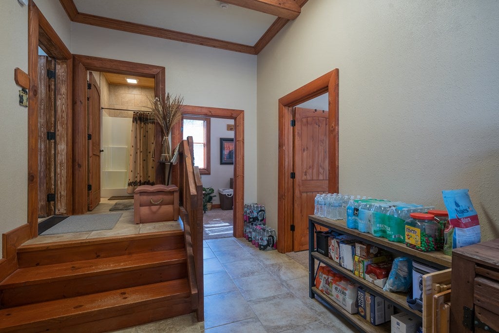 Murphy, North Carolina, 28906, United States, 4 Bedrooms Bedrooms, ,7 BathroomsBathrooms,Residential,Active,1748698