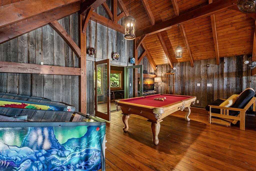 Ellijay, Georgia, 30536, United States, 5 Bedrooms Bedrooms, ,5 BathroomsBathrooms,Residential,Active,1973280