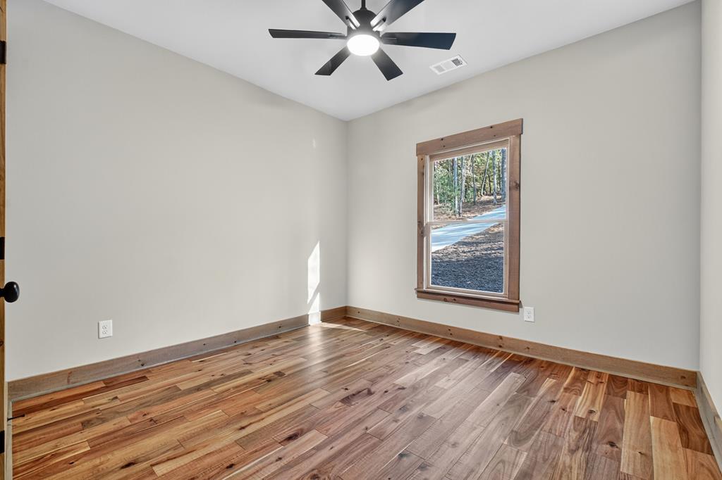 Ellijay, Georgia, 30540, United States, 4 Bedrooms Bedrooms, ,3 BathroomsBathrooms,Residential,Active,1971005