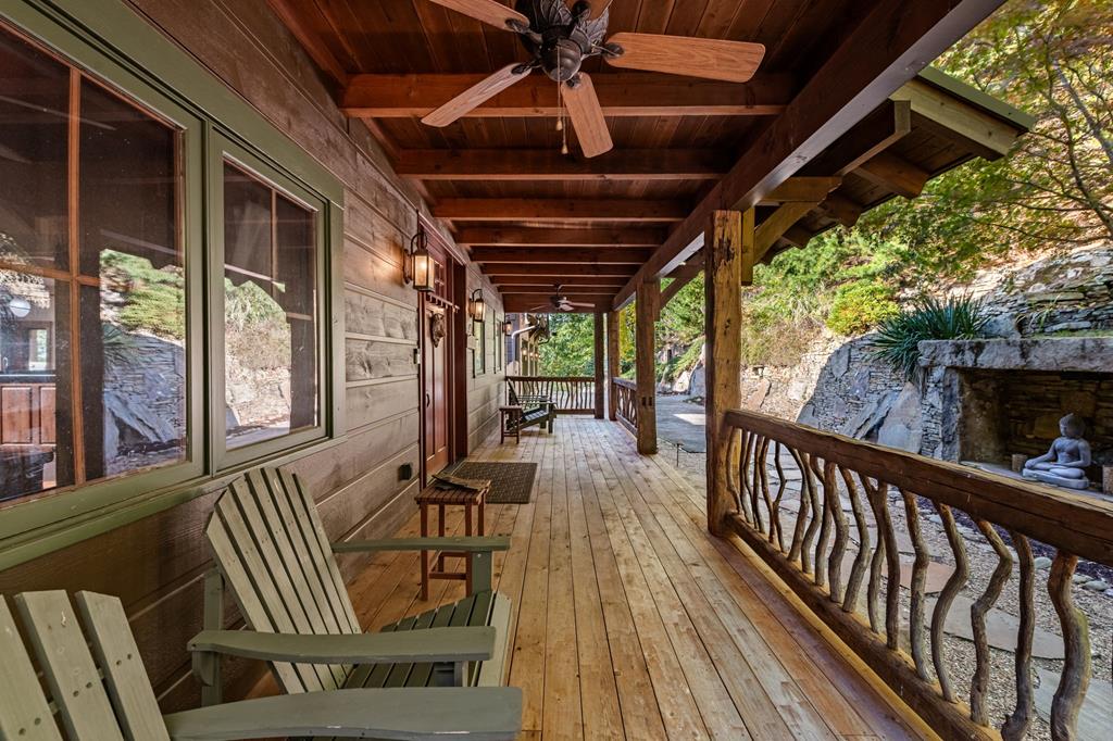 Ellijay, Georgia, 30536, United States, 5 Bedrooms Bedrooms, ,5 BathroomsBathrooms,Residential,Active,1973280