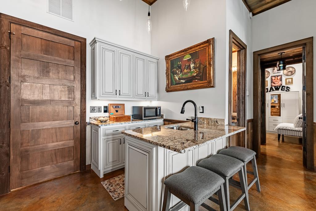 Blue Ridge, Georgia, 30513, United States, 4 Bedrooms Bedrooms, ,5 BathroomsBathrooms,Residential,Active,1904743