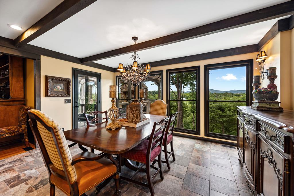 Ellijay, Georgia, 30536, United States, 4 Bedrooms Bedrooms, ,3 BathroomsBathrooms,Residential,Active,1863273