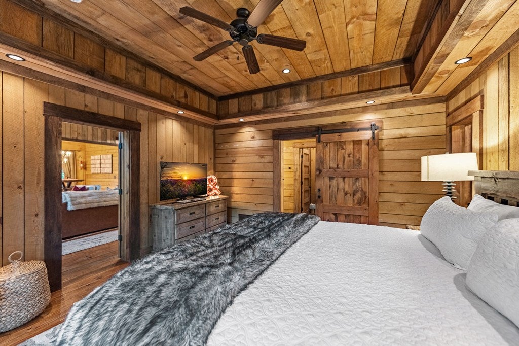 Blue Ridge, Georgia, 30513, United States, 3 Bedrooms Bedrooms, ,5 BathroomsBathrooms,Residential,Active,1973531