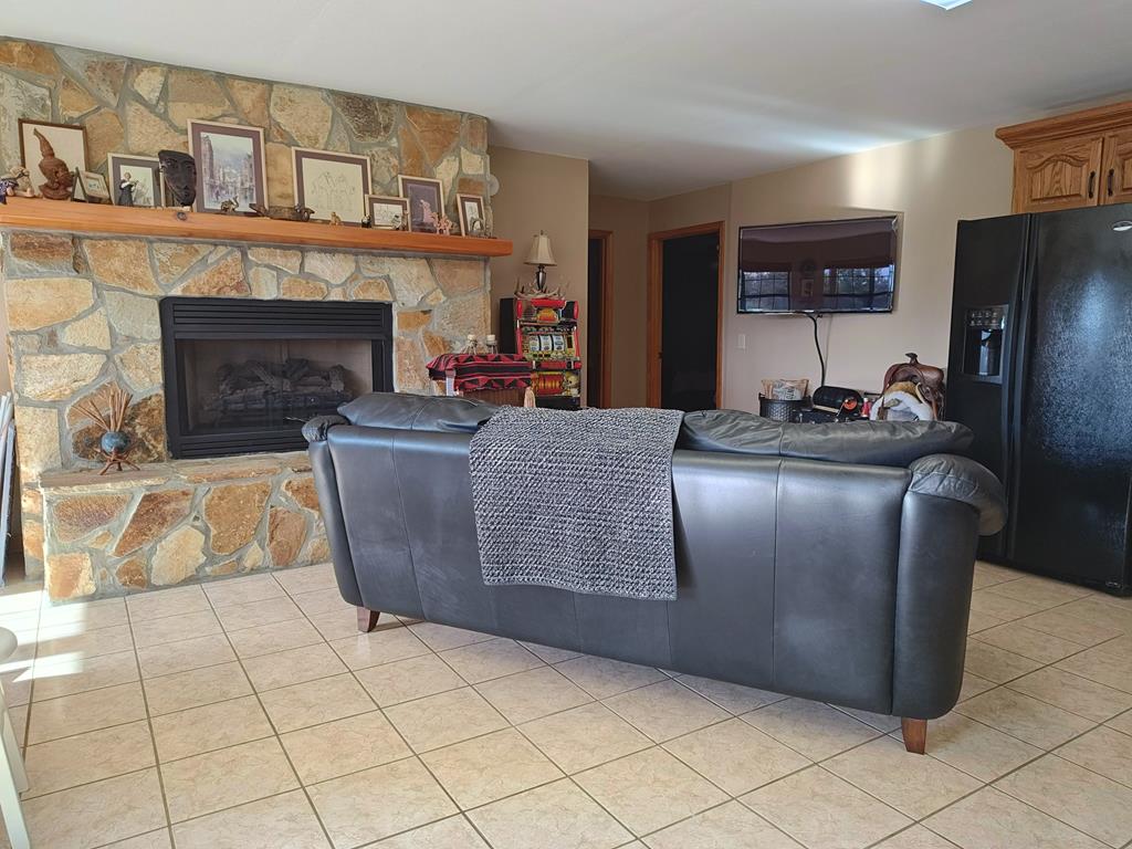 Copperhill, Tennessee, 37317, United States, 5 Bedrooms Bedrooms, ,6 BathroomsBathrooms,Residential,Active,1871227