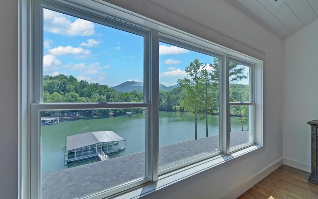 Hiawassee, Georgia, 30546, United States, 4 Bedrooms Bedrooms, ,5 BathroomsBathrooms,Residential,Active,1899221