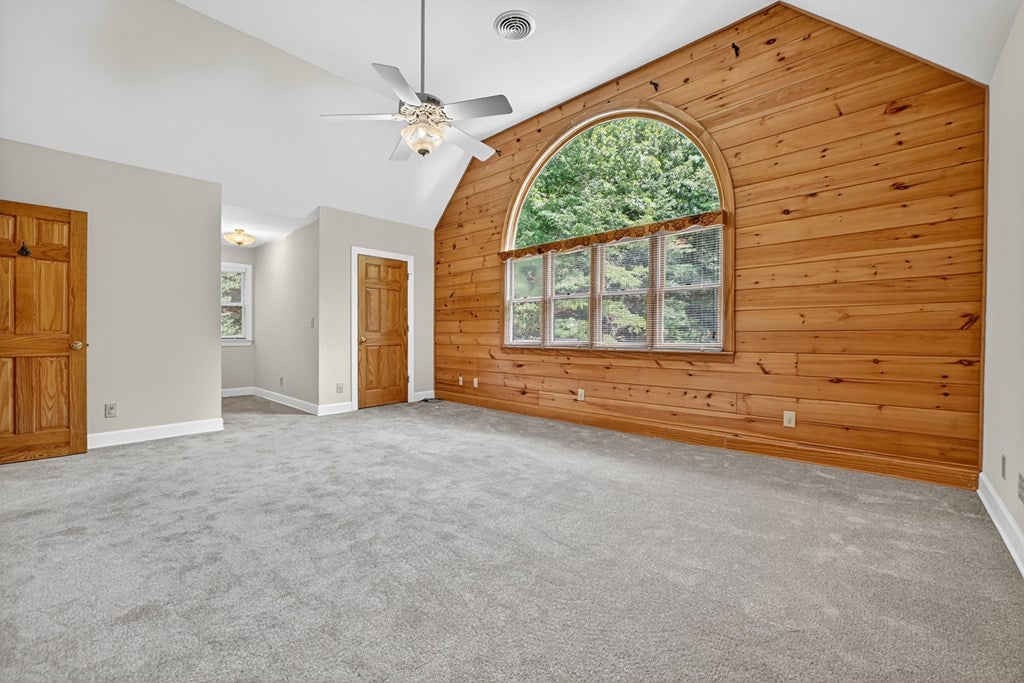 Ellijay, Georgia, 30536, United States, 3 Bedrooms Bedrooms, ,5 BathroomsBathrooms,Residential,Active,1926905