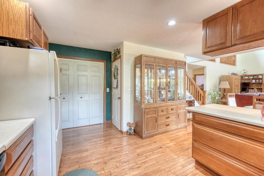 Blairsville, Georgia, 30512, United States, 3 Bedrooms Bedrooms, ,3 BathroomsBathrooms,Residential,Active,1877859
