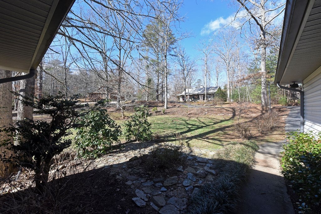 Blairsville, Georgia, 30512, United States, 3 Bedrooms Bedrooms, ,3 BathroomsBathrooms,Residential,Active,2009171